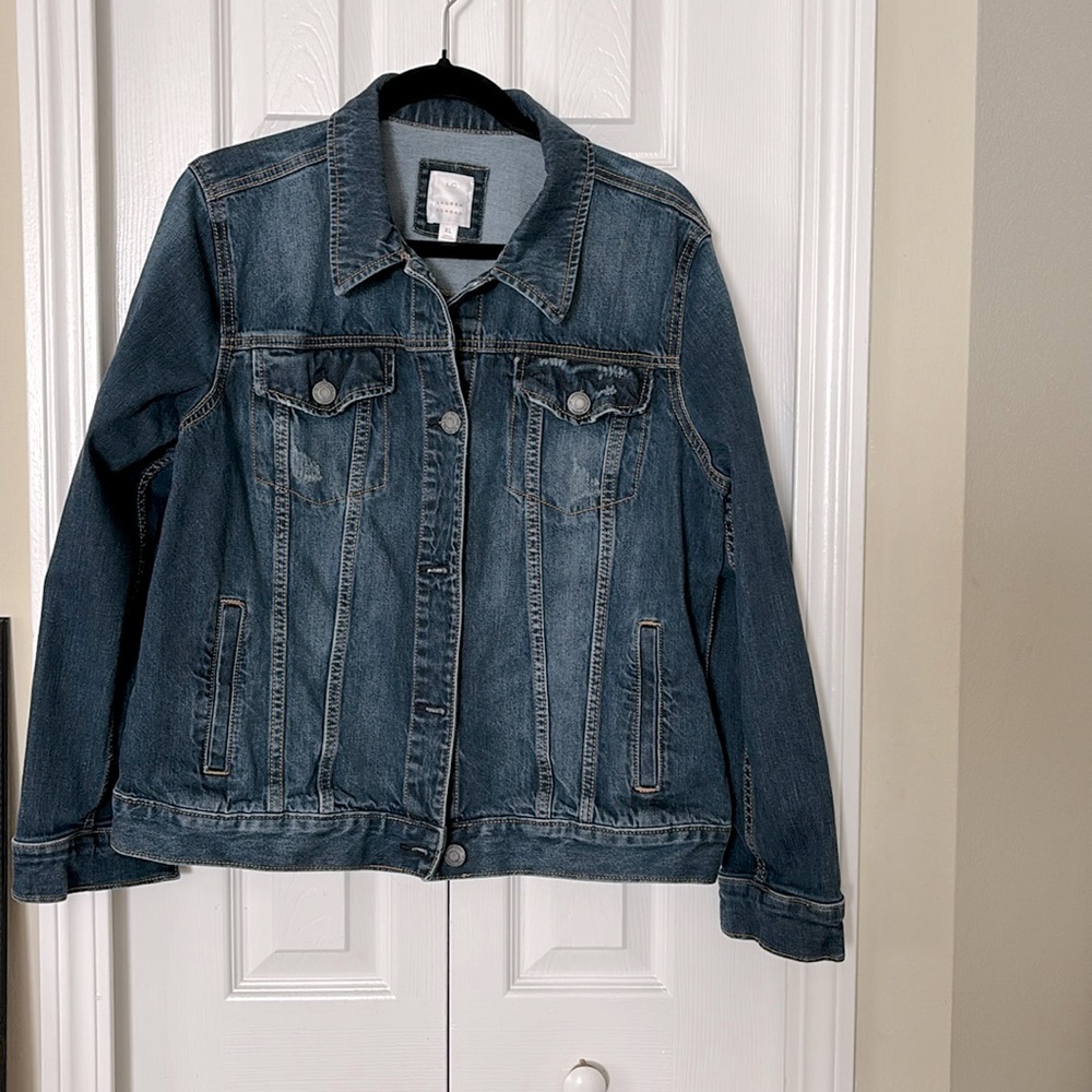 Lauren Conrad Distressed Denim Jacket Size XL